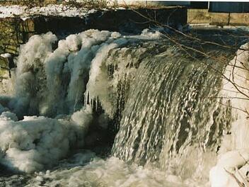 Volkach Bach an der Lippertsmühle. Foto: Ingrid Dusolt Volkach Bach an der Lippertsmühle. Foto: Ingrid Dusolt