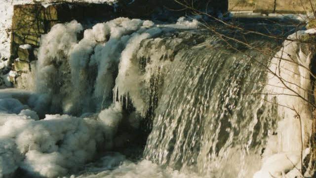 Volkach Bach an der Lippertsmühle. Foto: Ingrid Dusolt