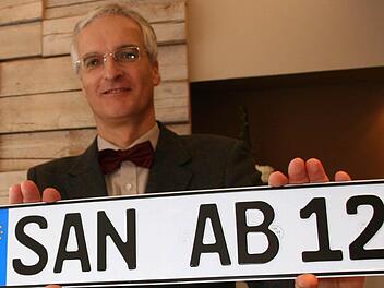 Hochschulprofessor Ralf Bochert hat die Initiative Kennzeichenliberalisierung angestoßen. Foto: Archiv/Matthias Beetz