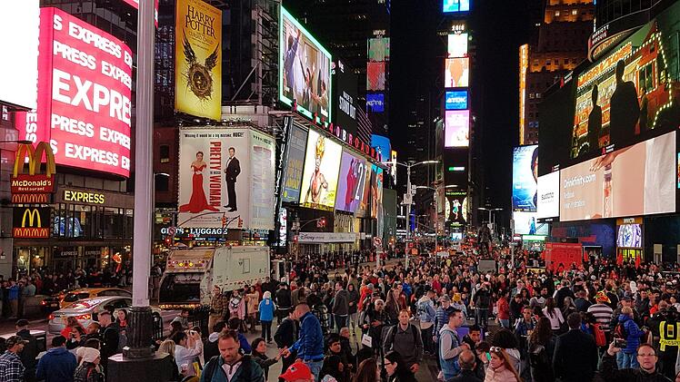 : Das Leben pulsiert auf dem "Times Square".Günther Geiling