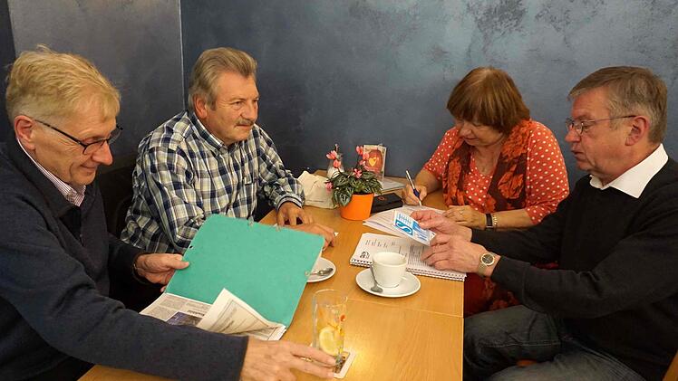 Die CSU-Stadträte Kurt Zollhöfer, Bernhard Schwab, Ille Prockl-Pfeiffer und Franz Josef Lang  Richard Sänger