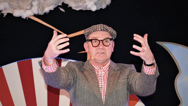 Kabarettist Fredi Breunig erzählte von seinen Missgeschicken. Foto: Sigismund von Dobschütz