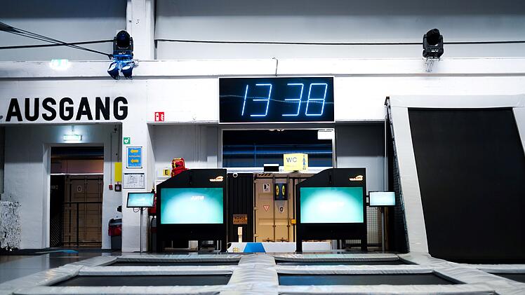 Trampolinhalle "Airtime" in Nürnberg feiert Sommerfest - das ist im Trampolinpark beim Fest geboten