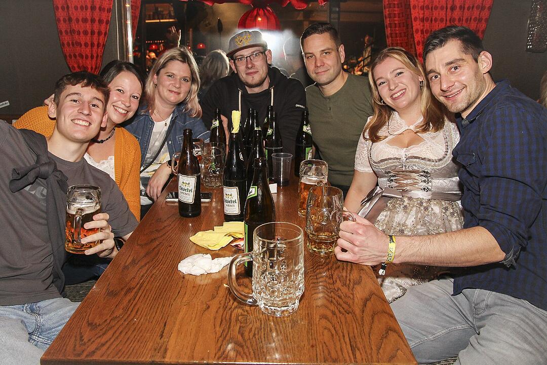 Partystimmung mit den Dorfrockern