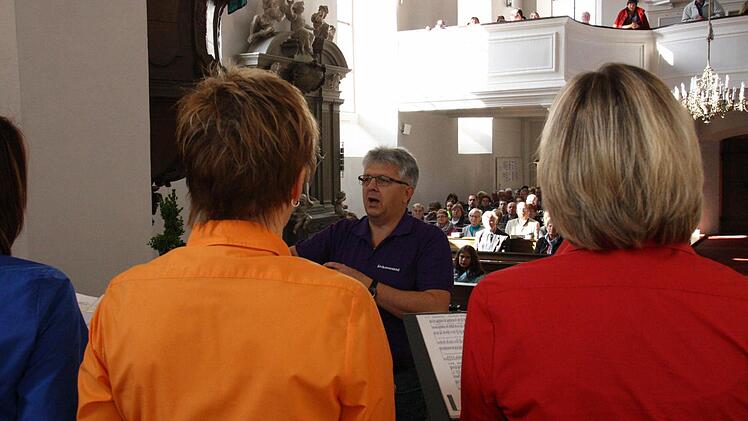 Für den Besuch wurde der Trinitas-Chor reaktiviert. Foto: Ralf Ruppert