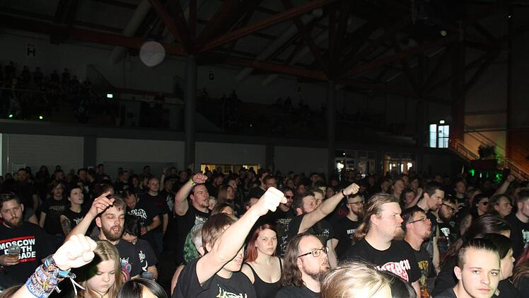 In der Stadthalle war immer was los. Kein Wunder bei 27 Bands.