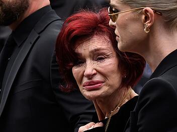 Sharon Osbourne Sharon Osbourne war 43 Jahre mit Ozzy Osbourne verheiratet.