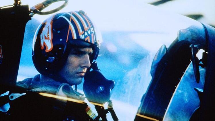 Tom Cruise spielt in "Top Gun" Leutenant Pete Mitchell, Fliegername "Maverick", der m&auml;chtig stolz ist, in der Elitetruppe "Top Gun" einen F14-Kampfjet fliegen zu d&uuml;rfen.