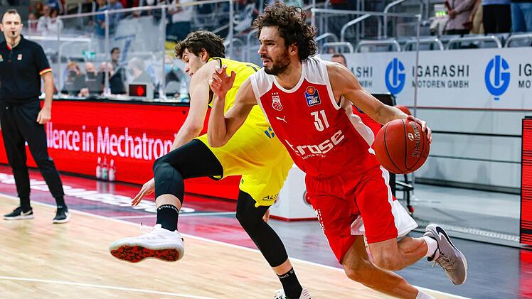 Michele Vitali war beim Sieg über Ostende bester Werfer der Bamberger. Der Italiener erzielte 18 Punkte. bei starker Wurfquote.  Foto: Daniel Löb