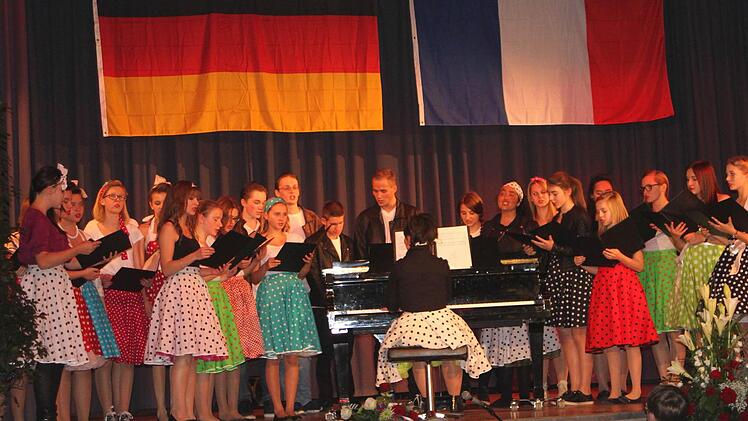 Mit ihrem Auftritt begeisterte der Jugendchor "Cantarella" der Sängerlust aus Eltmann.