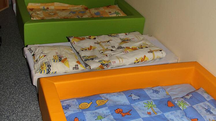 Solche Bettchen wie in der neuen Krippe gab es früher noch nicht.