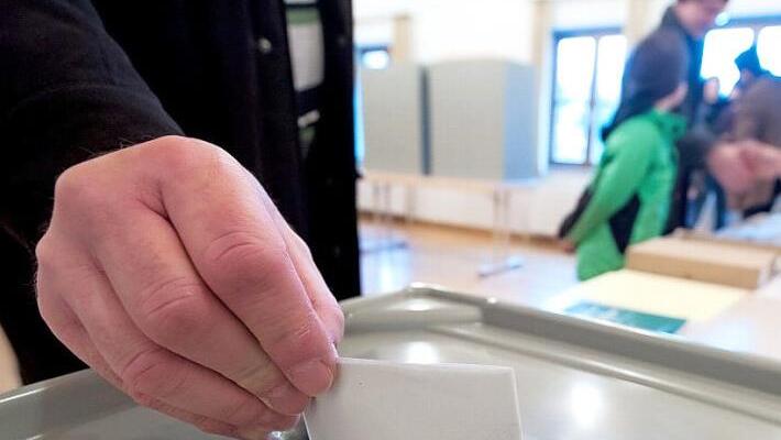 Wenn turnusmäßig gewählt wird, muss 2021 über den neuen Bundestag entschieden werden. Deshalb soll zeitnah die Zukunft der Wahlkreise geklärt werden.  Foto: Armin Weigel/dpa