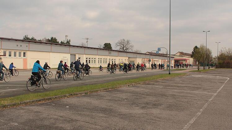 FT-Radtour über das Gelände der Bundespolizei. Foto: Michael Memmel