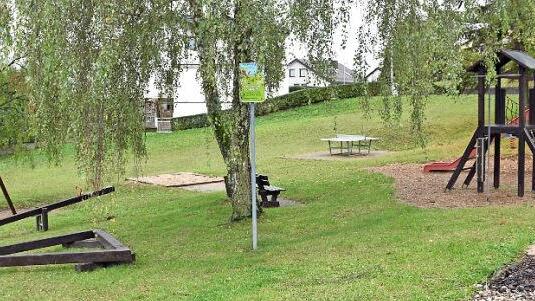 Der Kinderspielplatz in Buch sollte saniert beziehungsweise verbessert werden.  Fotos: Ulrike Langer