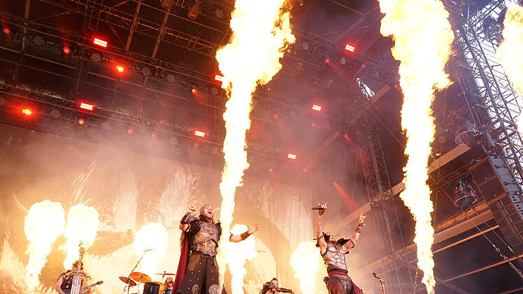 Headliner Feuerschwanz auf dem Summer Breeze Open Air Festival 2024
