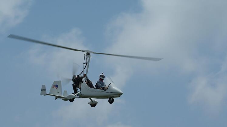 Zu einem Flugunfall mit einem Gyrocopter ist es am Donnerstagmittag in Unterfranken gekommen. Symbolbild: Planehook3458/pixabay.com
