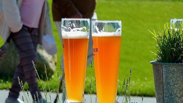 Bier nach dem Sport: Gesund oder sch&auml;dlich? Was Experten und Studien sagen