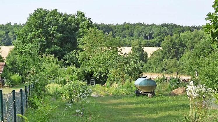 Wegen dieses Kleingartens am Ende der Windheimer Ortsbebauung wird ein Schrebergartengebiet ausgewiesen. Foto: Björn Hein