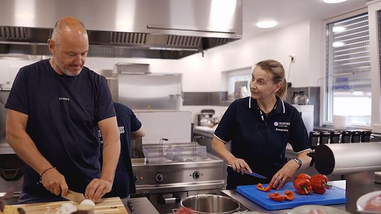 Eine frisch gemachte Currysauce macht einen gewaltigen Unterschied in der Imbiss-Kultur!