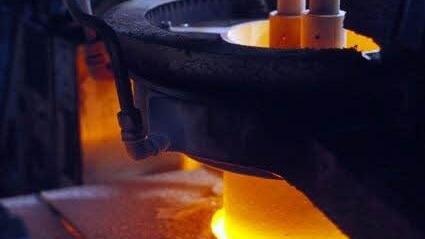 Die Produktion von Glas ist für die Region von enormer Bedeutung (im Bild bei der Firma Gerresheimer). Foto: Archiv/Veronika Schadeck