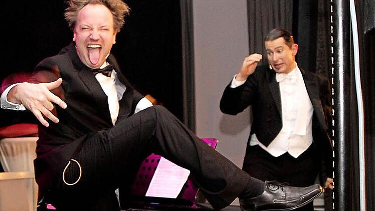 Der Klaviervirtuose" Alexander Köhler (links) und der Tenor Andre von Streckenbach. Foto: Günther Geiling