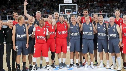 In der Summe 35 deutsche Meisterschaften für Bamberg auf einem Bild Daniel Löb