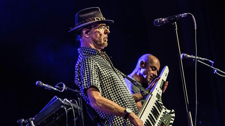 Manfred Mann und seine Earth Band begeisterten ihre Fans beim Gastspiel im Coburger Kongresshaus. Foto: Jochen Berger