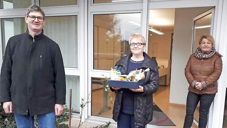 Robert Ort und Evi Derrer (r.) verabschiedeten Margit Lunz. Foto: privat