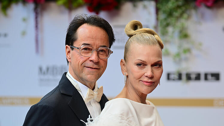 Jan Josef Liefers und Anna Loos teilen Beziehungstipp