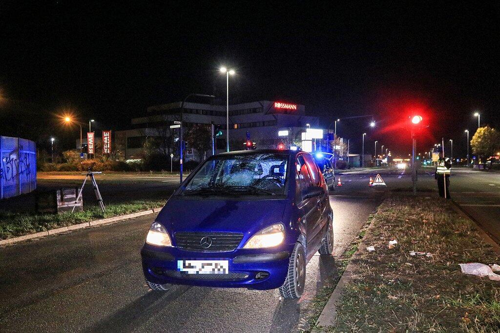 Auto erfasst Fußgänger in Bamberg