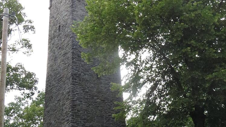 Der Weißenstein war ein Wartturm der Plassenburg. Foto: Erich Olbrich