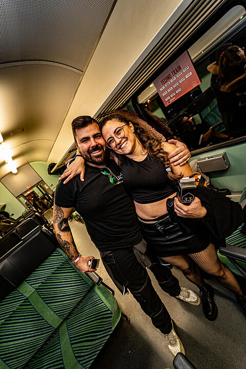 Die beste Party im Zug!