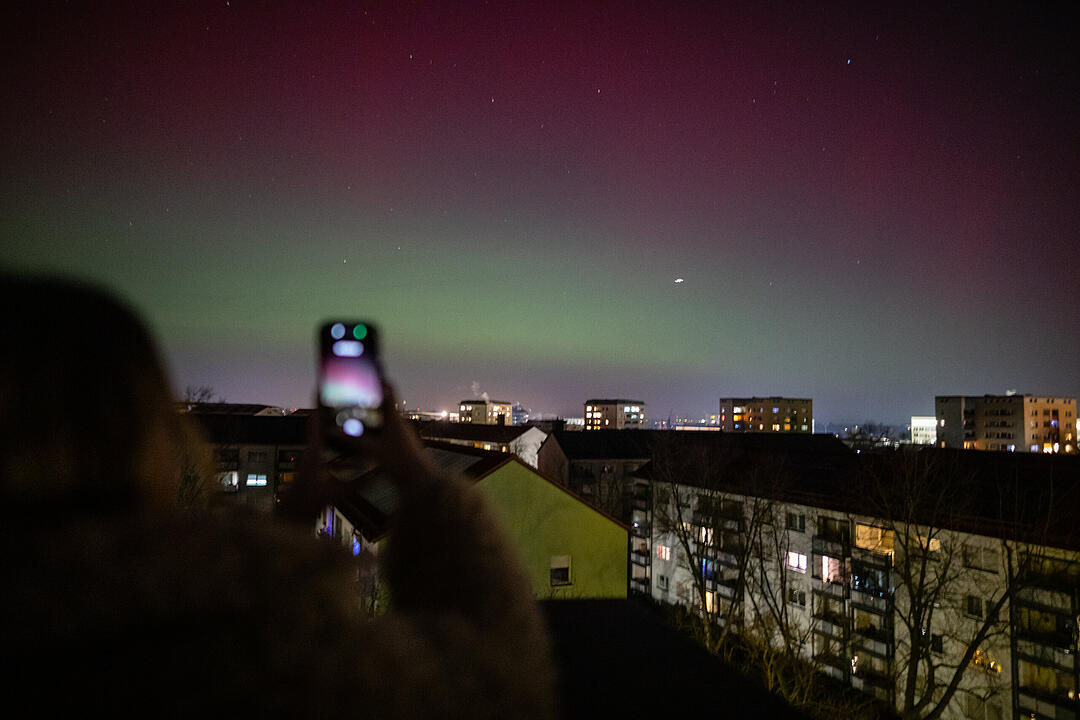 Polarlichter &uuml;ber F&uuml;rth: Rot-Gr&uuml;nes-Spektakel am Nachthimmel