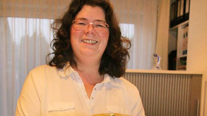 Die medizinische Fachangestellte Christina Stickler hat in der Arztpraxis von Michael Rühlemann in Neuses die Gebühr eingezogen. Das ist nun vorbei. Foto: Sonja Adam