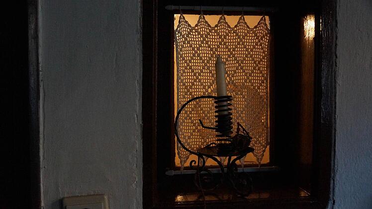 Fenster vom Wohnzimmer in den Flur Foto: Arkadius Guzy