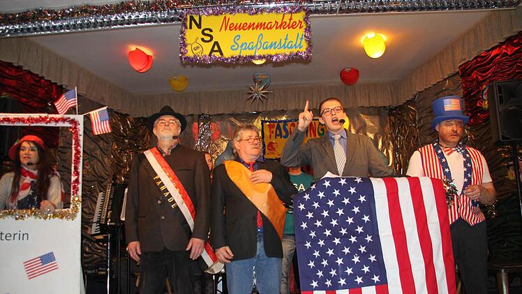 Ein Bild aus guten Zeiten: Die Faschingsfreunde in Aktion. In dieser Session bleiben in Neuenmarkt die Lichter aus. Foto: Archiv/Jürgen Gärtner