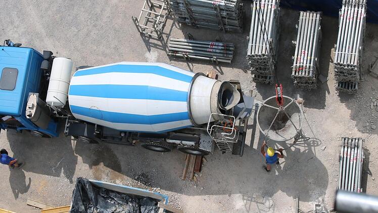 So klein sieht ein Beton-Transporter von oben aus.  Fotos: Ralf Ruppert