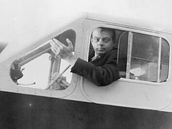 Antoine de Saint-Exupéry schrieb mit "Der kleine Prinz" eine der bekanntesten Geschichten der Welt. Sein Leben endete am Steuer eines Aufklärungsflugzeugs während des Zweiten Weltkriegs.