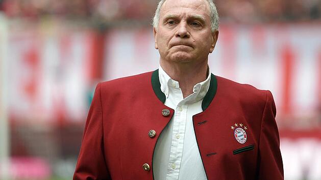 Gerade noch im Knast, bald schon wieder auf dem Bayern-Thron - a Hund is er scho, der Hoeneß. Foto: dpa