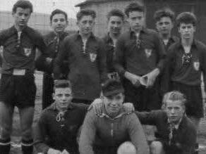 Gerhard Folger ist seit 60 Jahren Jahren Mitglied beim SSV Kitzingen. 1952 fing seine Laufbahn bei den Siedlern als Torwart an.