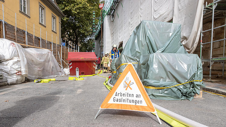 Gasrohr bei Bauarbeiten aufgeschnitten