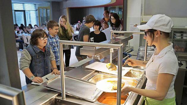 Das Thema Schulessen besch&auml;ftigte den Schulzweckverband am Mittwoch. Besonders die schlechte Zahlungsmoral der Eltern sorgte f&uuml;r Kopfzerbrechen. Foto: Peter Schmieder