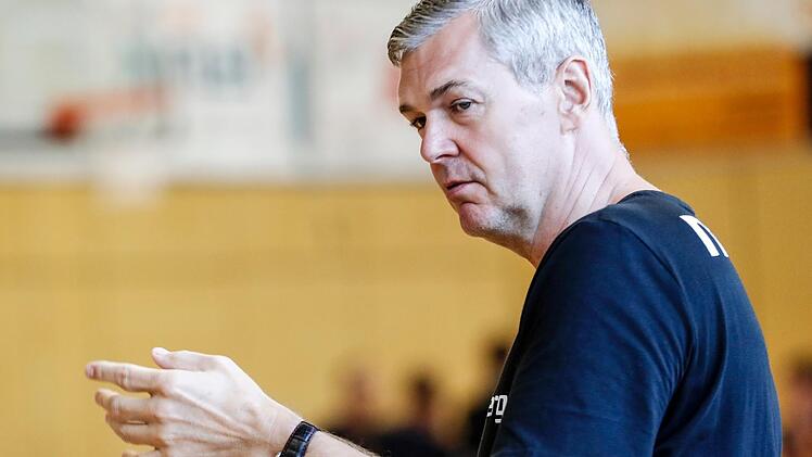 Ainars Bagatskis gibt künftig die Richtung bei Brose Bamberg als Cheftrainer vor. Foto: Daniel Löb
