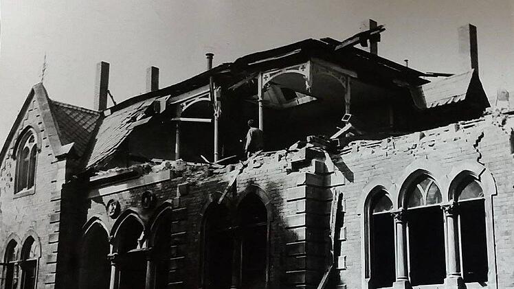 Ernst-Albert-Seminargebäude des Gymnasiums Ernestinum, im Volksmund "Hustenburg" genannt.Foto_ CT-Archiv