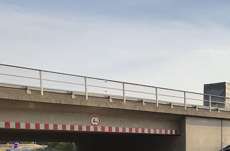 Bauarbeiten an A3 bei Kitzingen: Staatsstraße 2272 halbseitig gesperrt