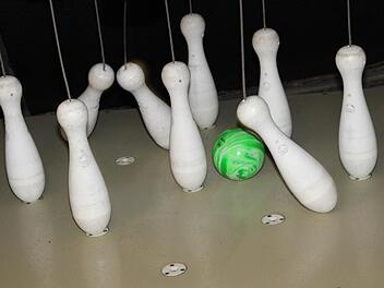 Die Kegel fallen auf Bezirks- und Kreisebene ab der neuen Saison wohl in einem neuen Spielsystem. Foto: Rainer Glissnik