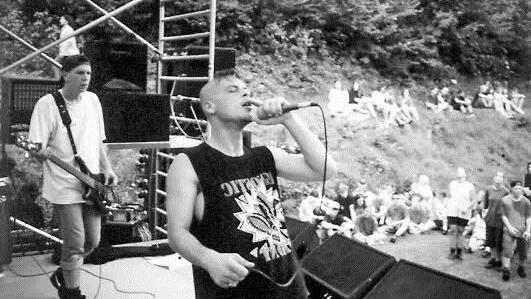Bei Peestener Open Air 1994 standen Arrested Mind auf der Bühne.
