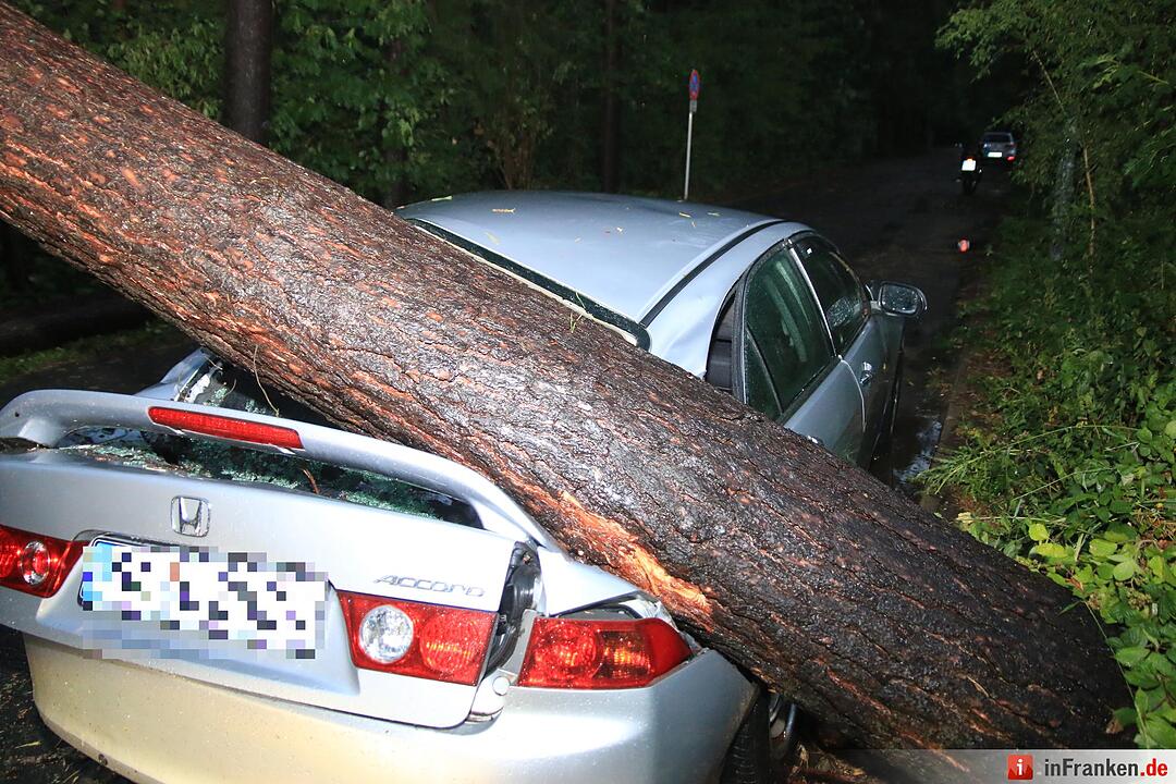 Massive Schäden nach Sturm in Bamberg