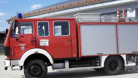 Das Tanklöschfahrzeug 16/12 (Baujahr 1985) der Hirschaider Feuerwehr   Foto: FFW Hirschaid
