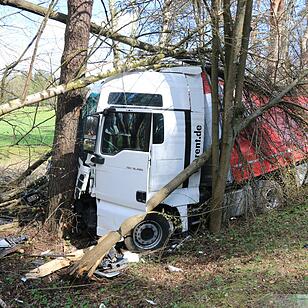 Schwerer Lkw-Unfall bei Stadelhofen